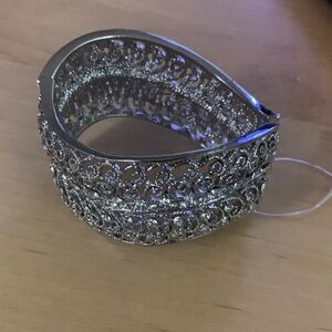 Elegant Silver Women's Bracelet